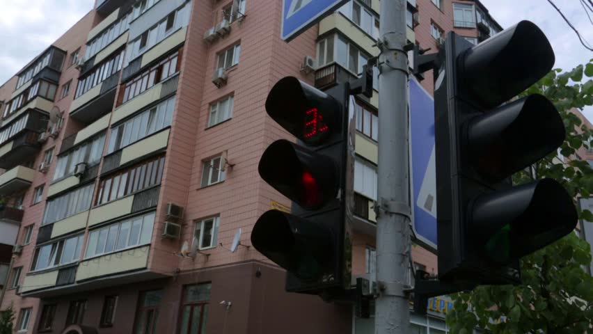 road-traffic-in-kiev-ukraine-stock-footage-video-3919505-shutterstock