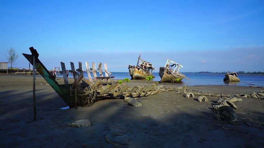 Header of Abandoned Ship