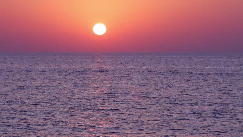 Pretty Pink Sea Sunrise (sunrise Over Ocean Showing Pink Sky And Sun ...