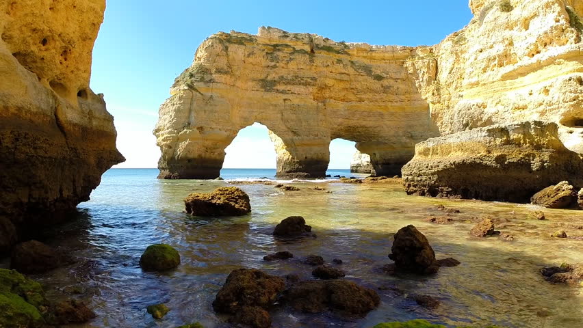 Praia Da Marinha, Krast Landscape, Paisagem Carsica, Lagoa, Algarve ...