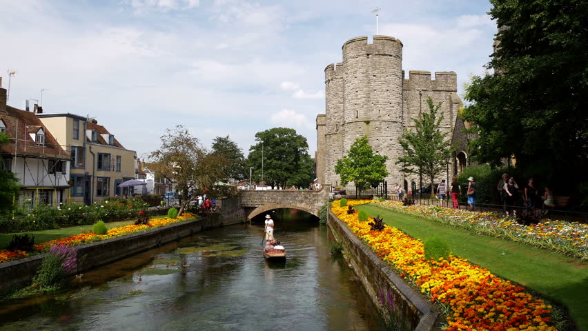 Tourists Taking The Historic River Trip, River Stour, Canterbury, Kent ...